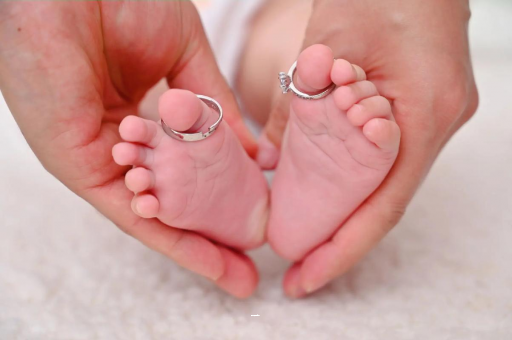 定州孕妇肚子隐隐作痛